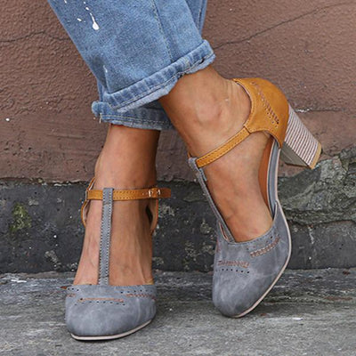 Lara | Dames vintage pumps met T-band en blokhak