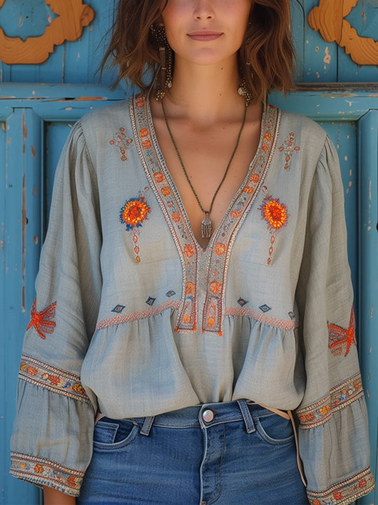Yvonne | Dames boho-blouse met borduurwerk en V-hals