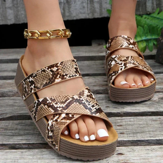 Daniela | Dames slippers met plateauzool