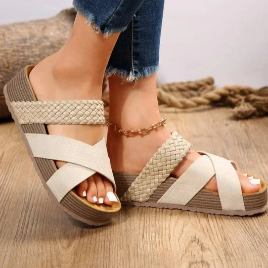 Daniela | Dames slippers met plateauzool