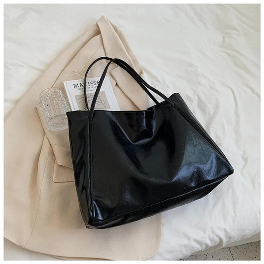 Annika | Ruime dames shopper van PU-leer in retrolook