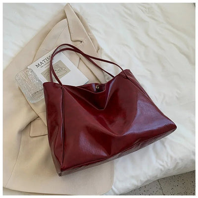 Annika | Ruime dames shopper van PU-leer in retrolook