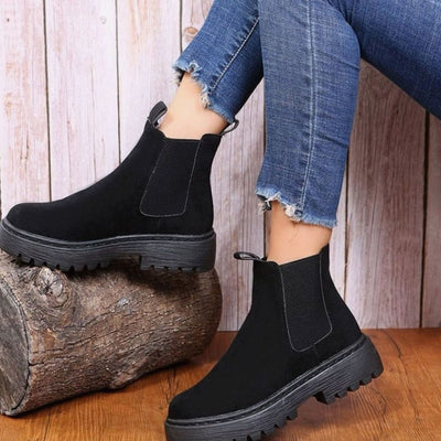 Greta | Dames chelsea boots met plateauzool in suèdelook