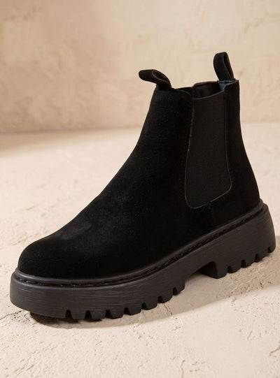 Greta | Dames chelsea boots met plateauzool in suèdelook
