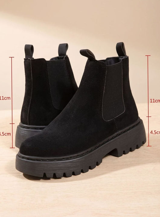Greta | Dames chelsea boots met plateauzool in suèdelook