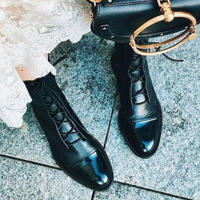 Charlotte | Dames enkellaarsjes van imitatieleer met veters in vintage look