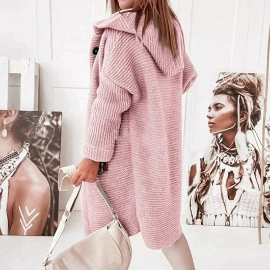 Lena | Lang warm oversized damesvest met capuchon en knoopsluiting