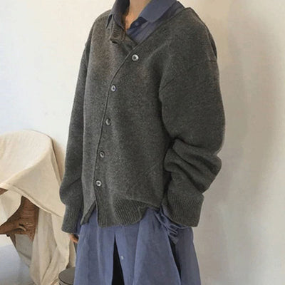 Nora | Oversized damesvest met asymmetrische knoopsluiting