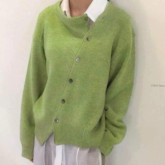 Nora | Oversized damesvest met asymmetrische knoopsluiting