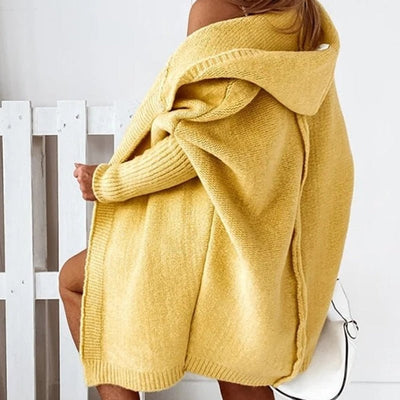 Annika | Oversized damesvest met capuchon en vleermuismouwen