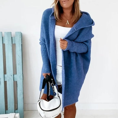 Annika | Oversized damesvest met capuchon en vleermuismouwen