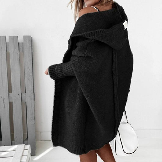 Annika | Oversized damesvest met capuchon en vleermuismouwen