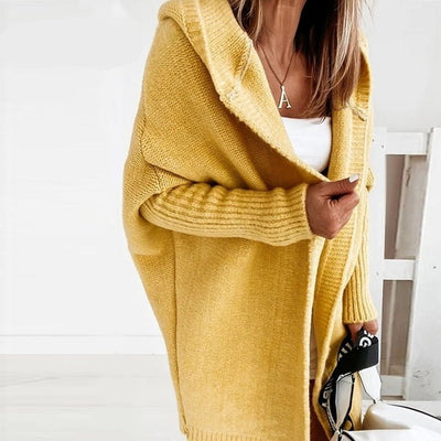 Annika | Oversized damesvest met capuchon en vleermuismouwen