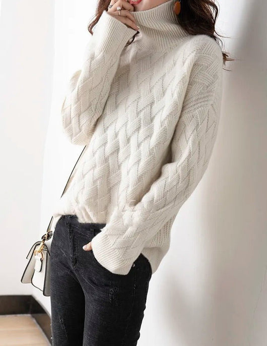 Charlotte | Heerlijk zachte oversized damestrui met col en kabelpatroon