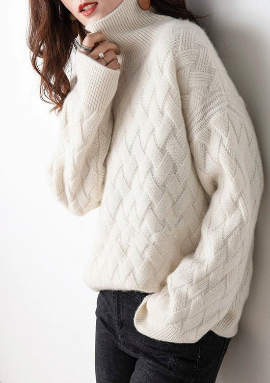 Charlotte | Heerlijk zachte oversized damestrui met col en kabelpatroon