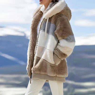 Franziska | Dames winterjas met colorblock-dessin en capuchon