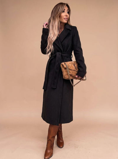 Charlotte | Elegante lange dames trenchcoat met bindceintuur en reverskraag