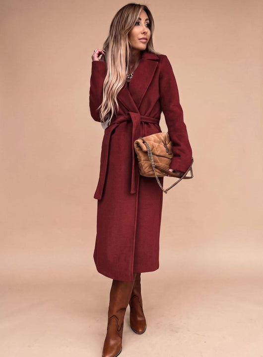 Charlotte | Elegante lange dames trenchcoat met bindceintuur en reverskraag