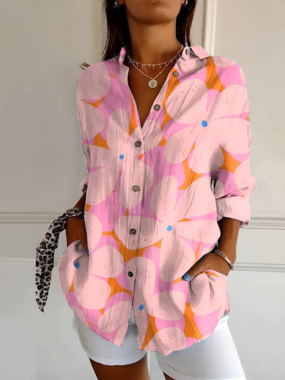 Johanna | Gestipte dames blouse met knoopsluiting en print