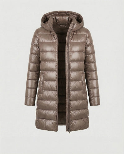 Annika | Ultralichte dames donsjas met slim fit en capuchon
