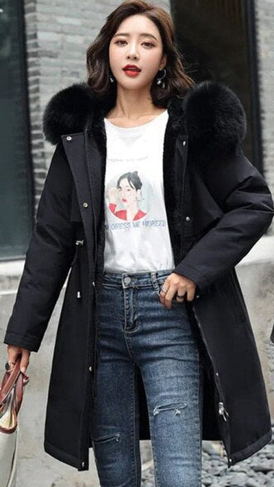 Nora | Lange dames winterparka met capuchon en imitatiebonten kraag