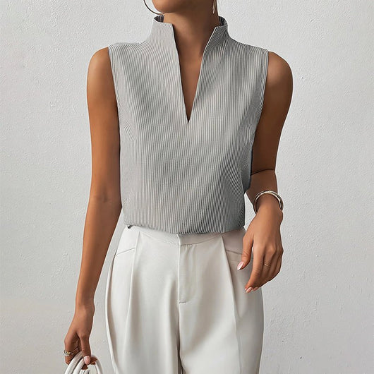 Katharina | Mouwloze dames gestreepte blouse met opstaande kraag en V-hals
