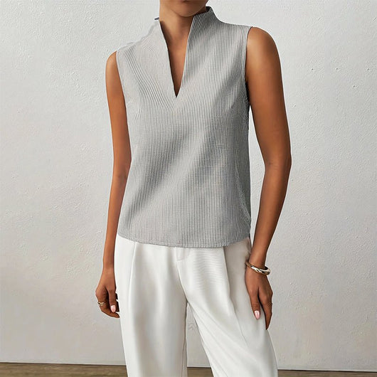 Katharina | Mouwloze dames gestreepte blouse met opstaande kraag en V-hals
